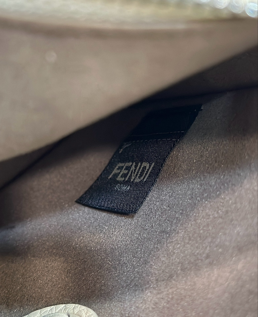 펜디 미니펜데센스 아이보리8.jpg