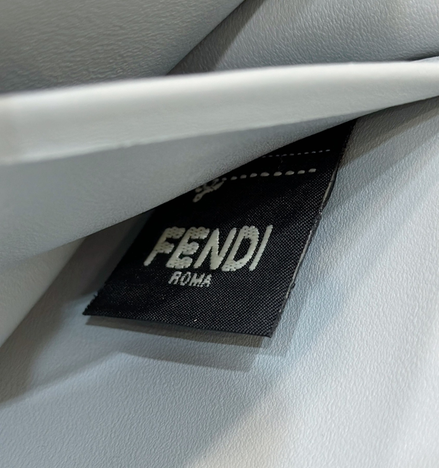 펜디 바게트체인월렛 라이트블루8.jpg