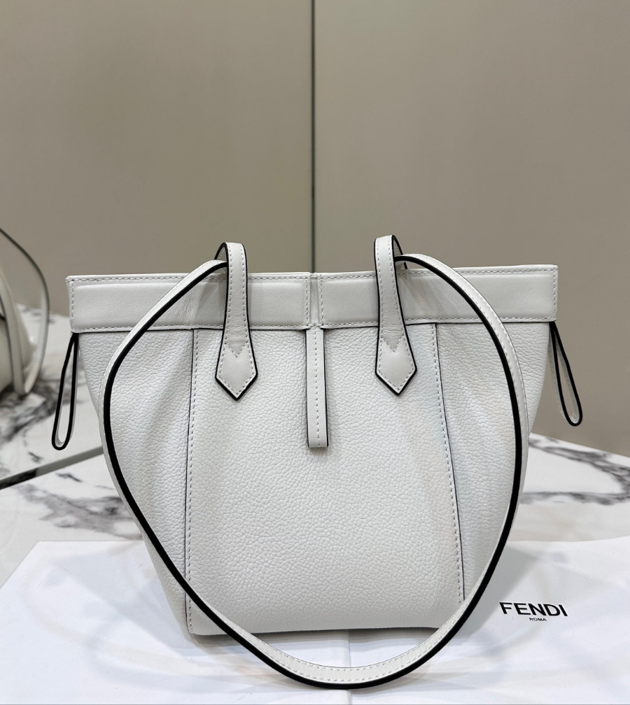 펜디 오리가미미니 화이트4.jpg