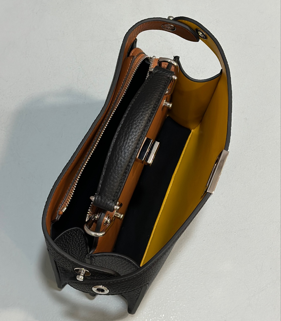 펜디 피카부아이씨유 블랙브라운9.jpg