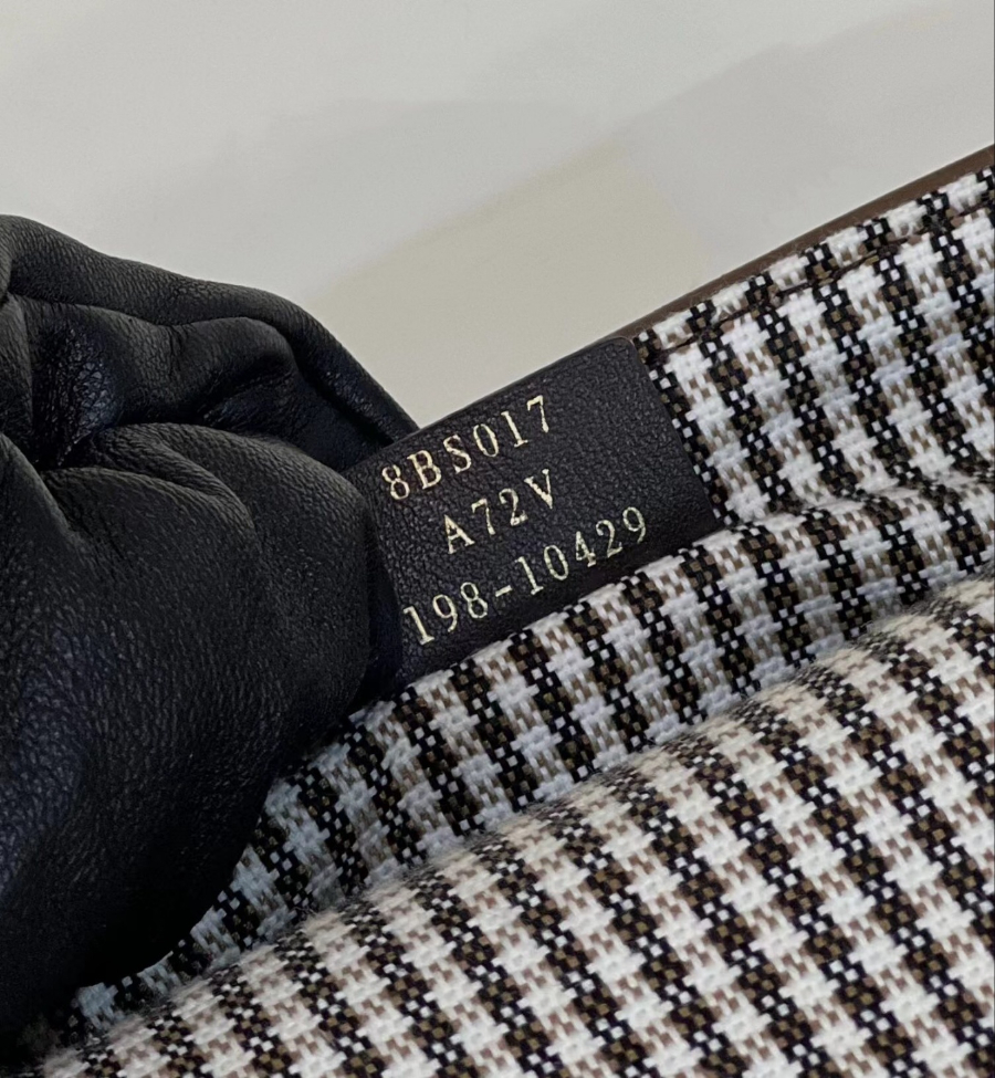 펜디 바게트백미니 브라운8.jpg