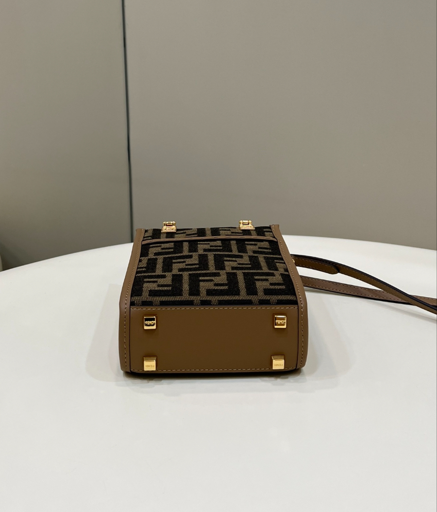 펜디 선샤인미니토트백 다크브라운4.jpg