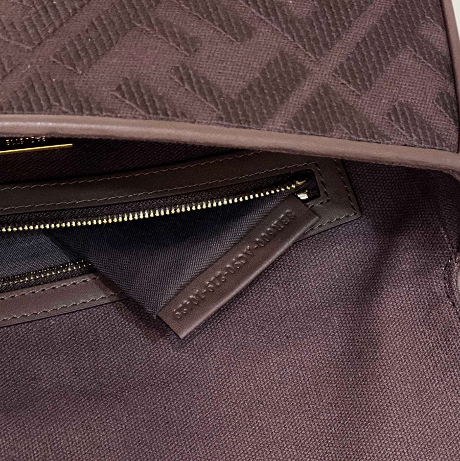 펜디 바게트백미디엄 다크브라운7.jpg