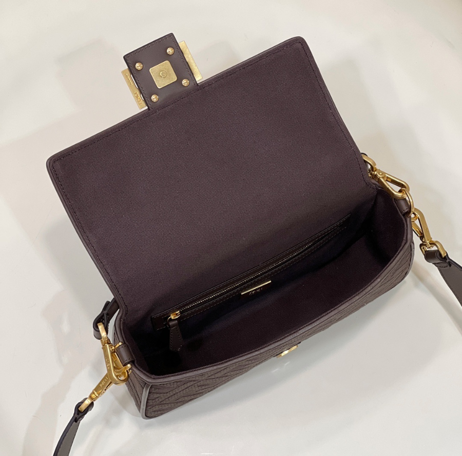 펜디 바게트백미디엄 다크브라운9.jpg