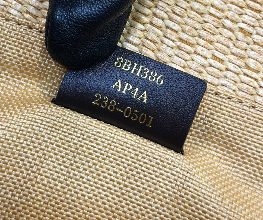 펜디 선샤인쇼퍼백 베이지브라운8.jpg