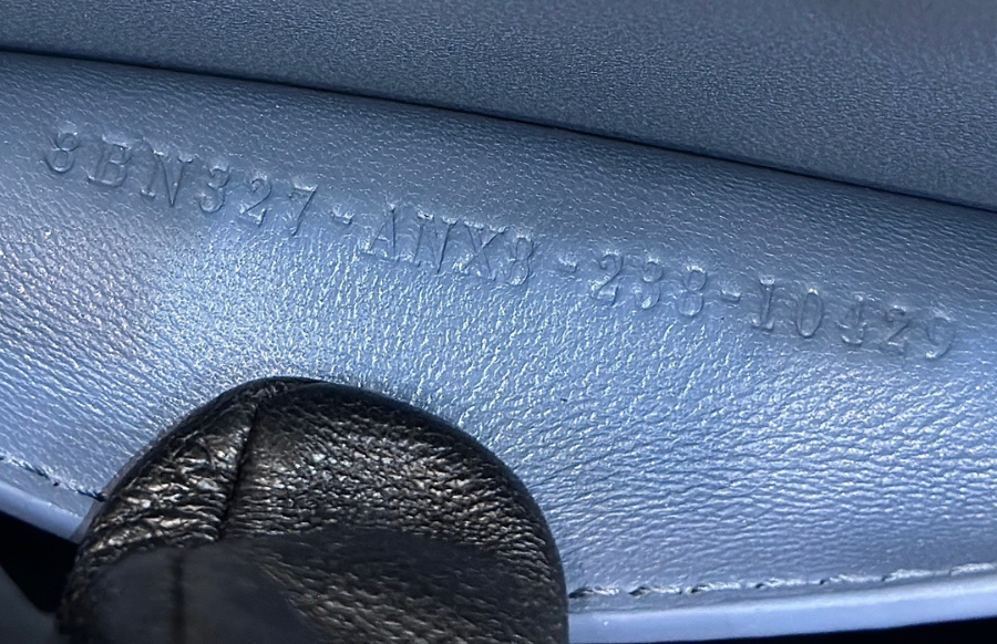 펜디 피카부아이씨유 네이비6.jpg