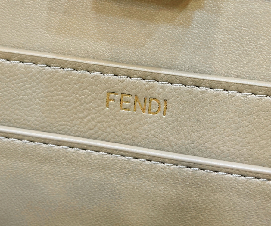 펜디 피카부아이씨유 브라운6.jpg