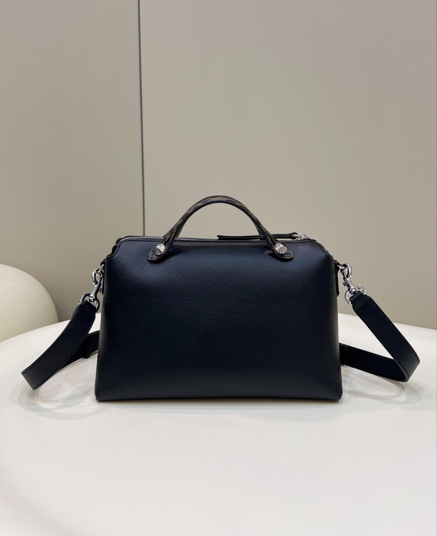 펜디 바이더웨이 블랙2.jpg