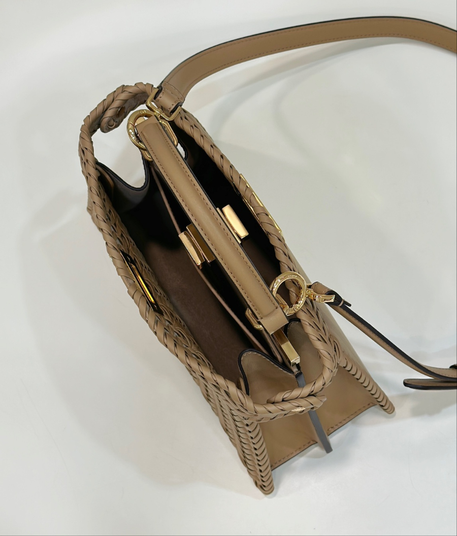 펜디 피카부아이씨유 브라운9.jpg