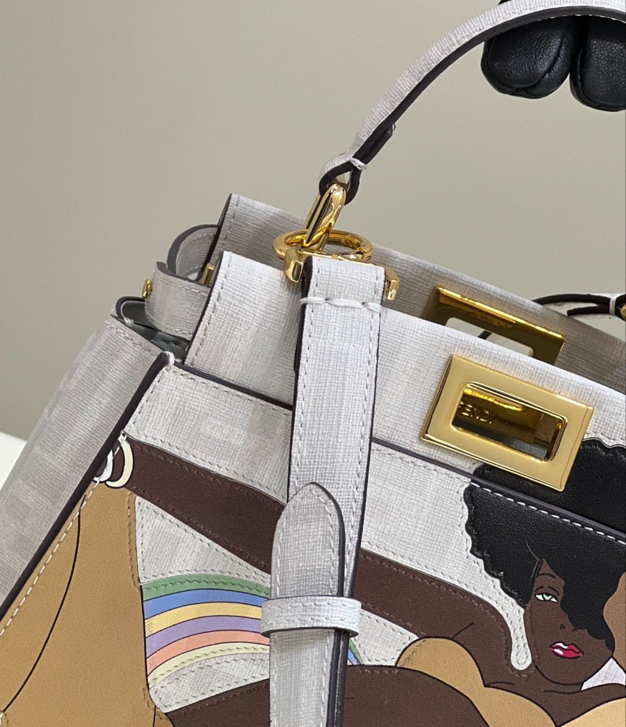 펜디 피카부아이코닉 화이트멀티6.jpg