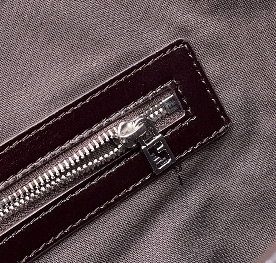 펜디 쇼퍼백 다크브라운5.jpg