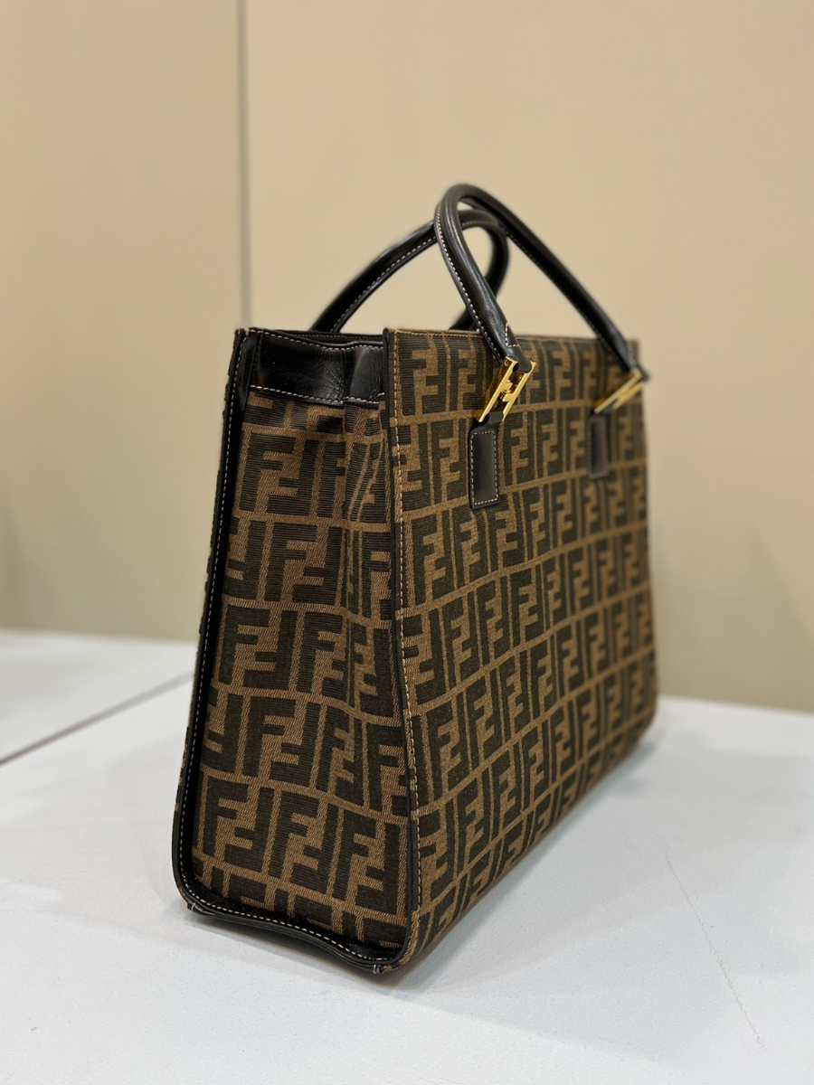 펜디 토트백 다크브라운2.jpg