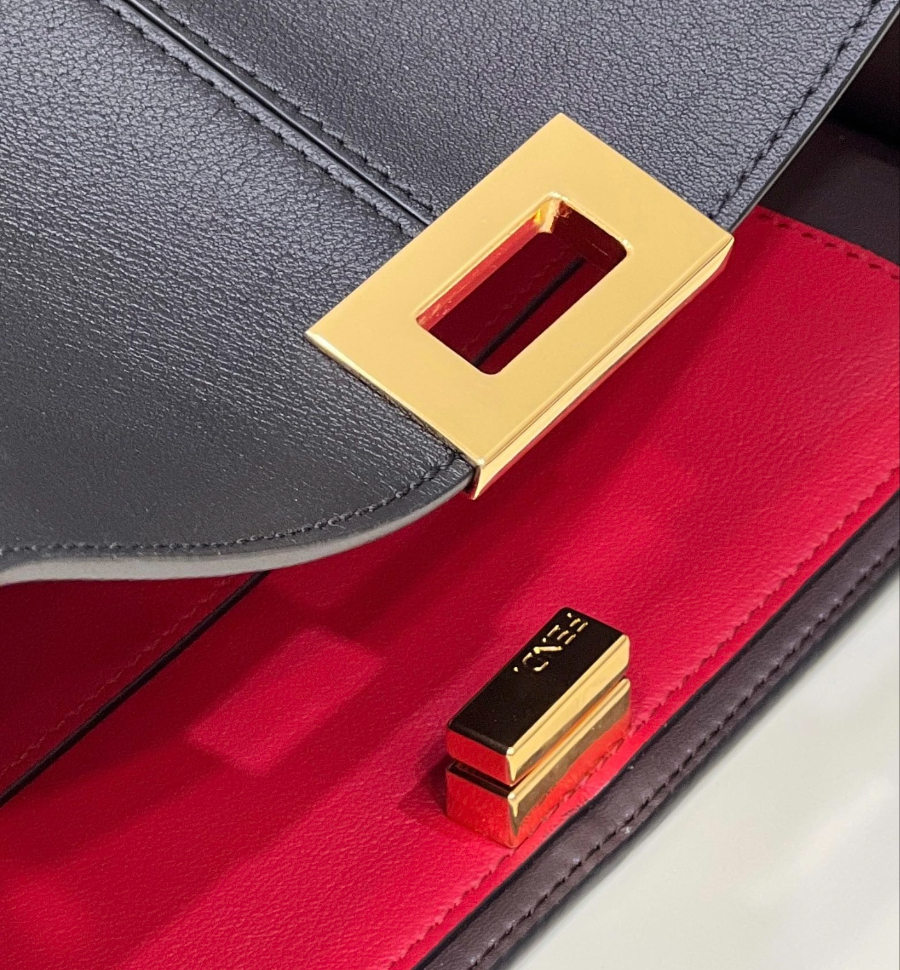 펜디 피카부엑스라이트미디엄 블랙레드4.jpg