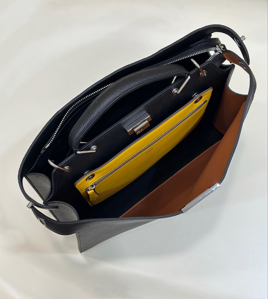 펜디 피카부탑핸들토트백 블랙9.jpg