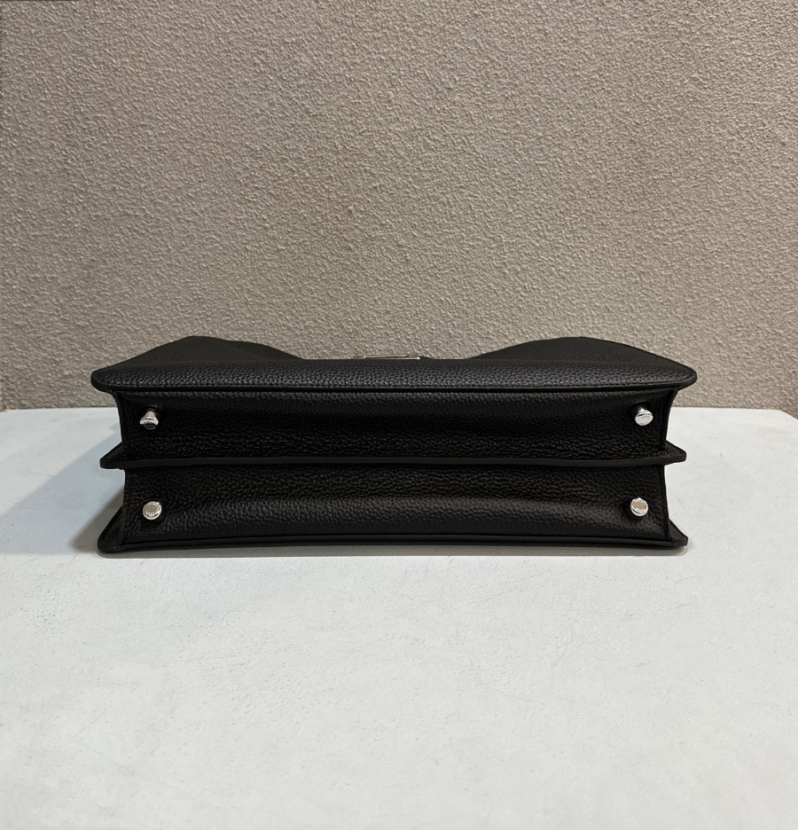 펜디 피카부탑핸들토트백 블랙5.jpg