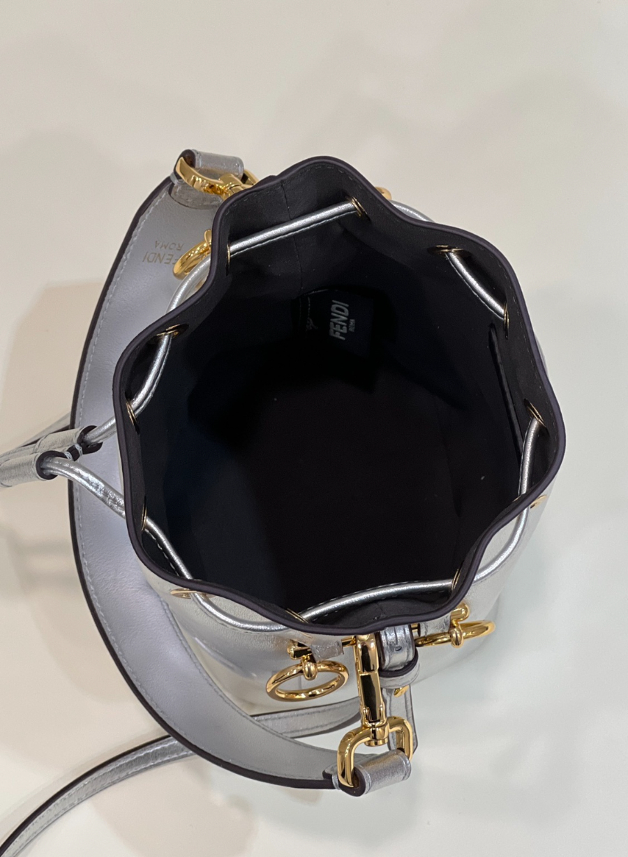 펜디 몬트레조미니버킷백 실버9.jpg