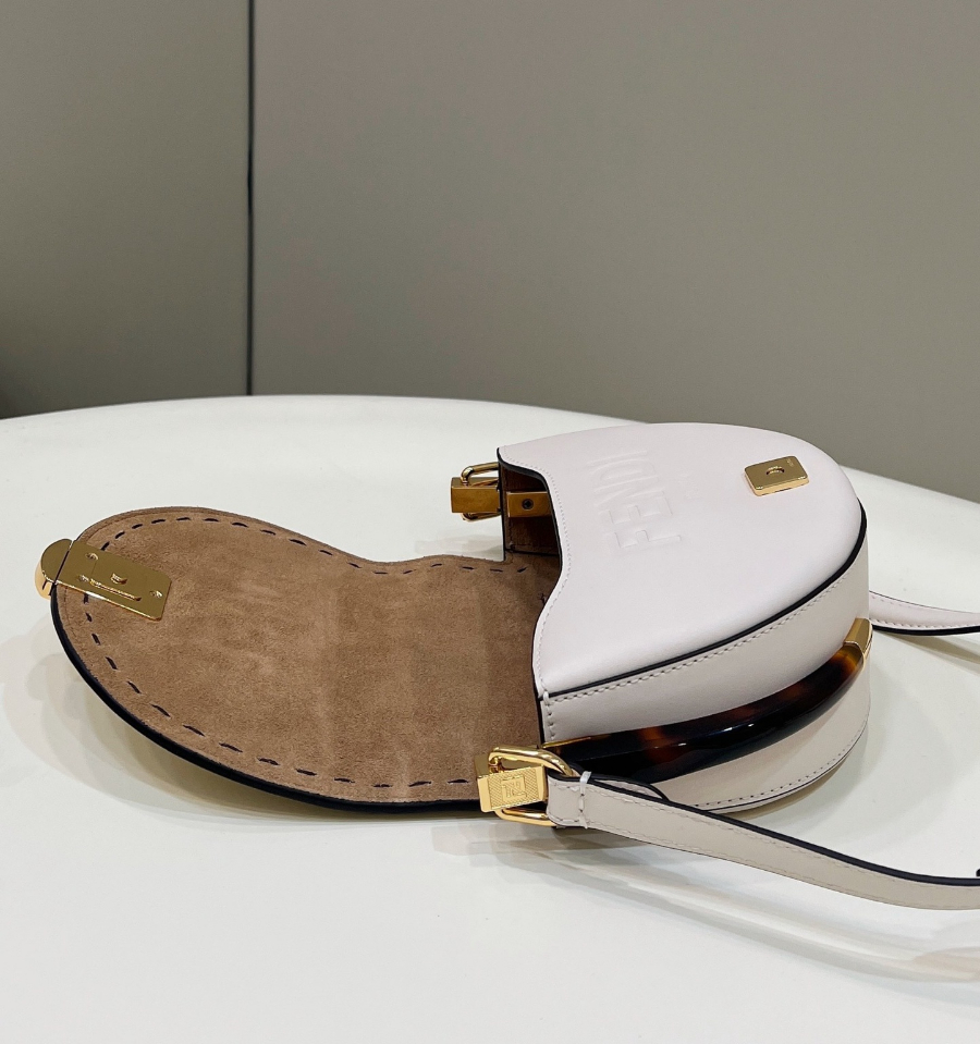 펜디 문라이트숄더백 아이보리6.jpg