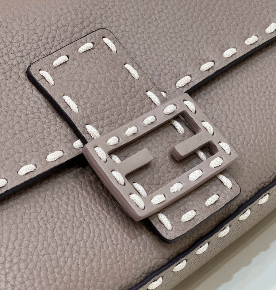 펜디 바게트백 딥 브라운9.jpg