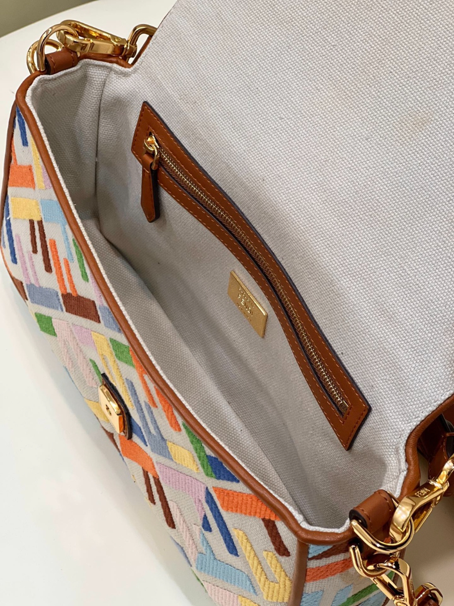 펜디 바게트백 멀티컬러9.jpg