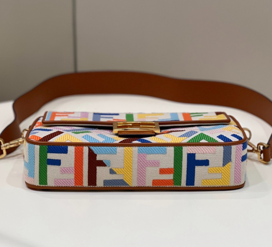 펜디 바게트백 멀티컬러4.jpg