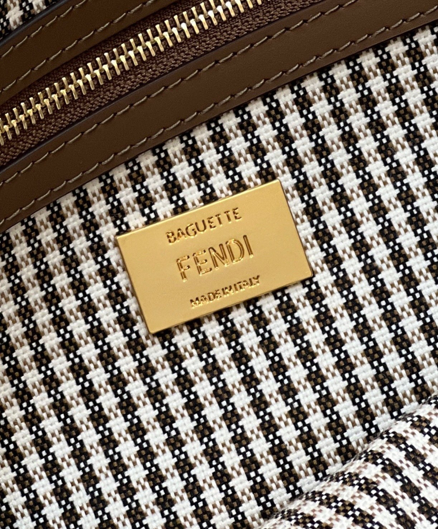 펜디 바게트백미디엄 브라운7.jpg