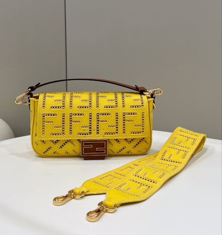 펜디 바게트백미디엄 옐로우1.jpg
