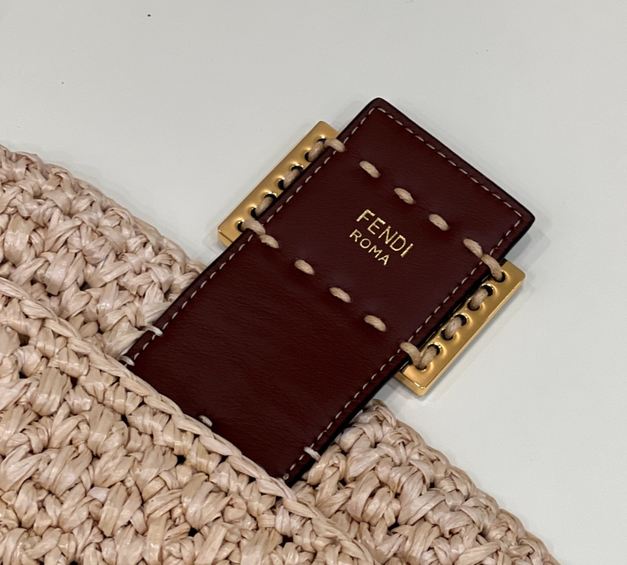 펜디 크로와상숄더백 베이지4.jpg