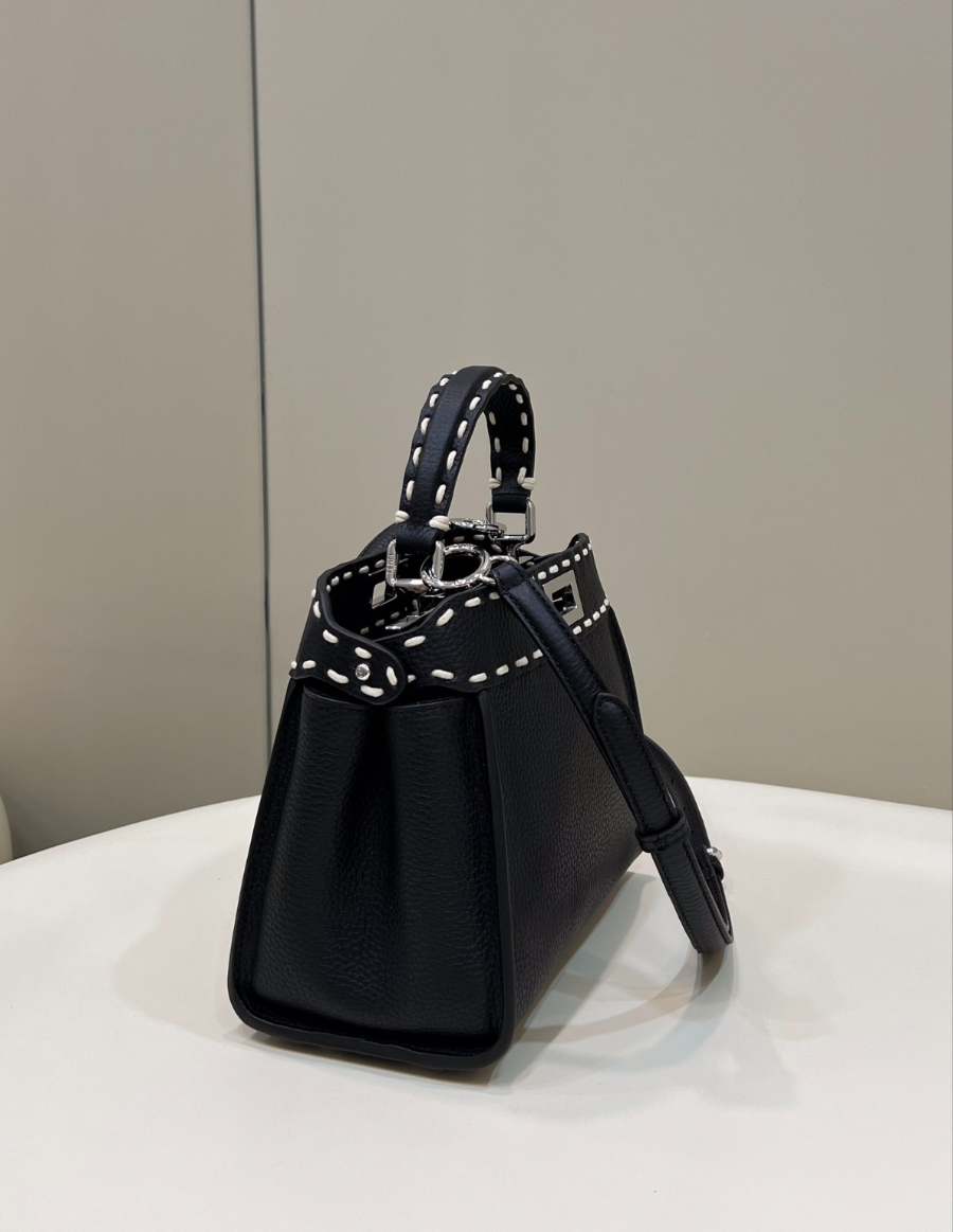 펜디 피카부아이코닉미니 블랙3.jpg