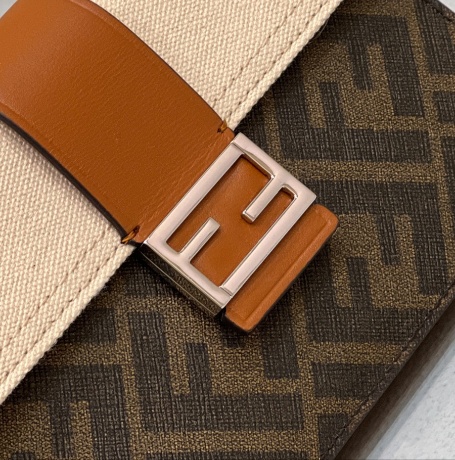 펜디 바게트벨트백 베이지브라운블랙5.jpg