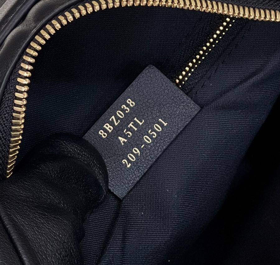 펜디 백팩 블랙7.jpg