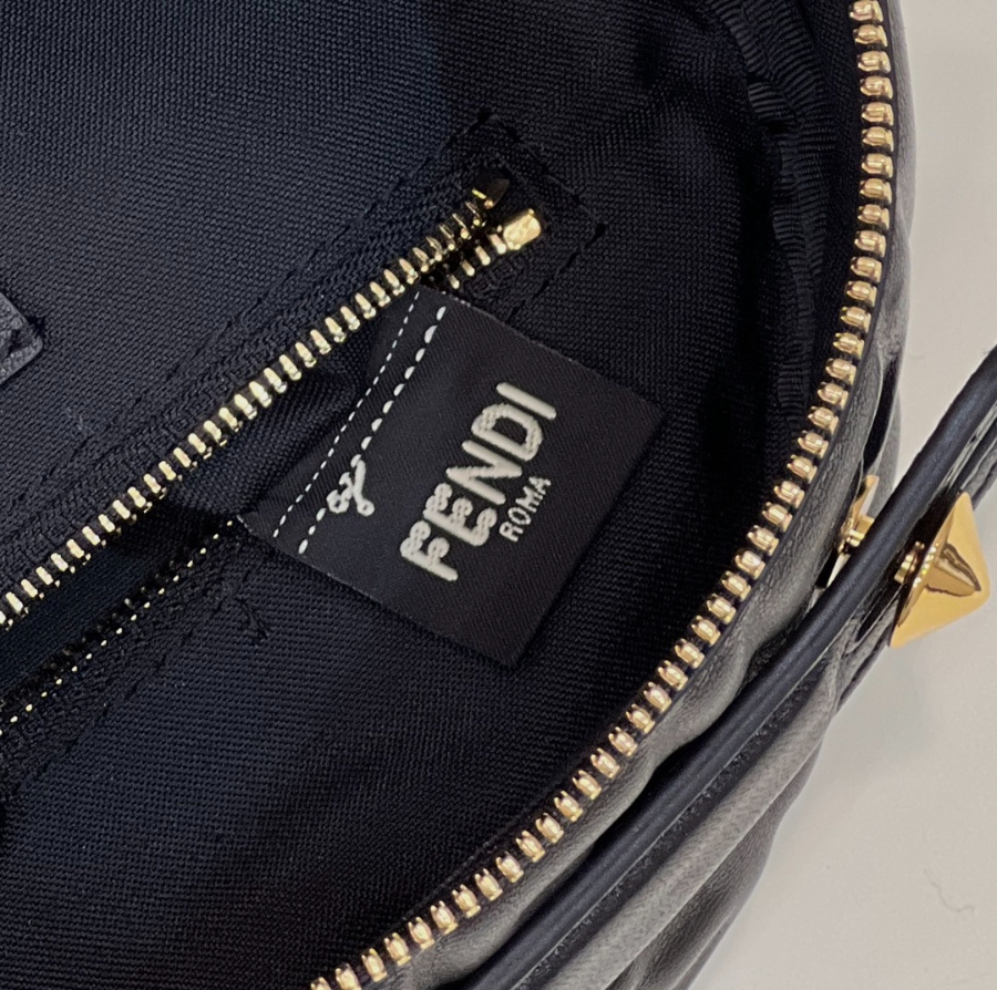 펜디 백팩 블랙8.jpg