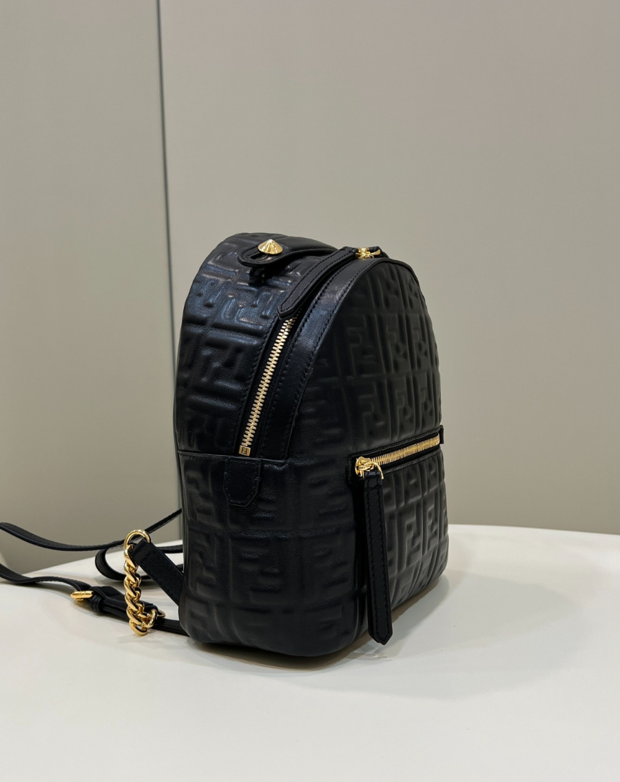 펜디 백팩 블랙3.jpg