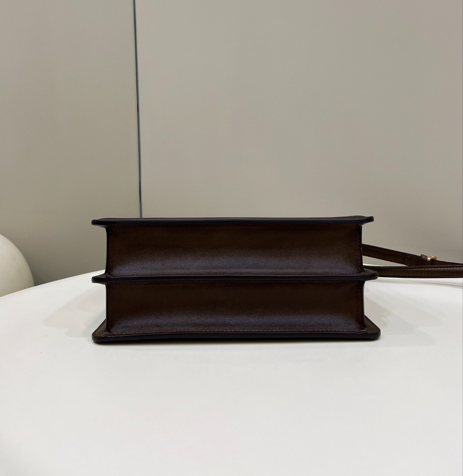 펜디 피카부아이씨유 브라운4.jpg