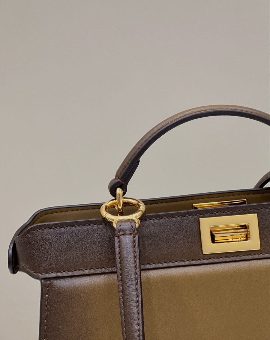 펜디 피카부아이씨유 브라운5.jpg