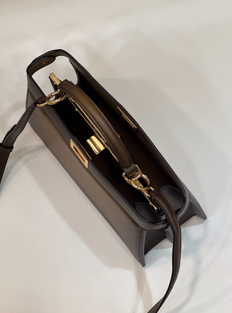 펜디 피카부아이씨유 브라운9.jpg