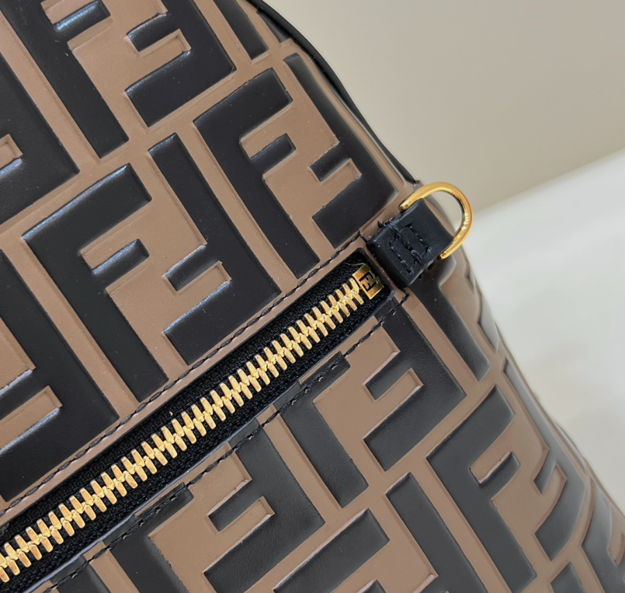 펜디 백팩 다크브라운6.jpg