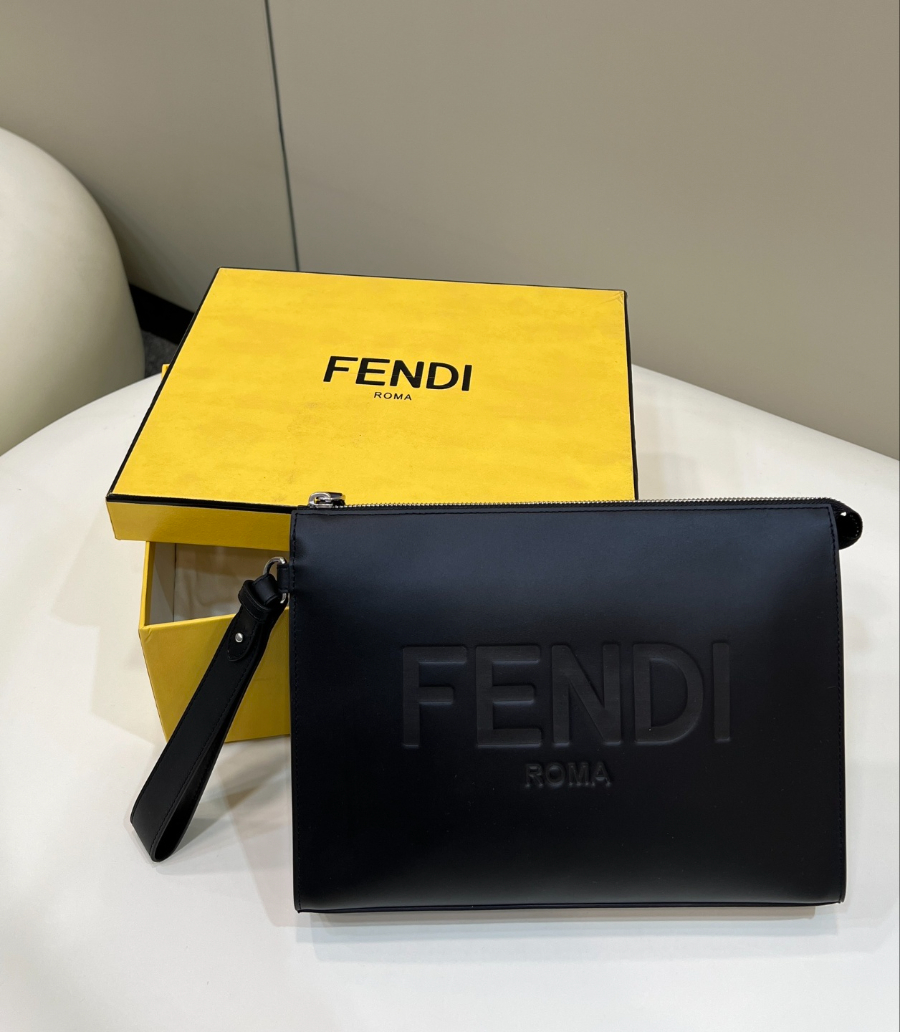 펜디 클러치 블랙1.jpg