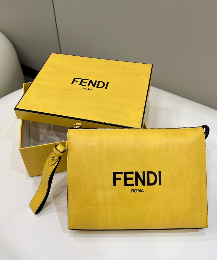 펜디 클러치 옐로우1.jpg