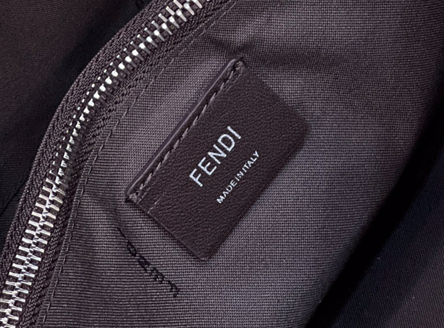 펜디 바이더웨이 딥브라운8.jpg