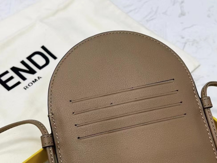 펜디 오락폰홀더백 브라운5.jpg