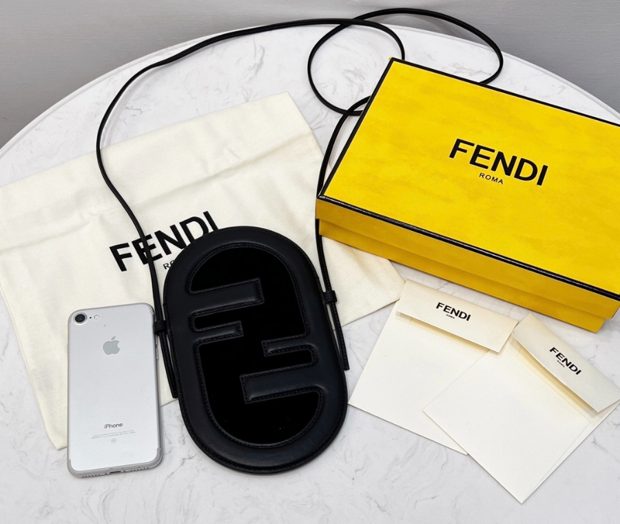 펜디 오락폰홀더백 블랙2.jpg