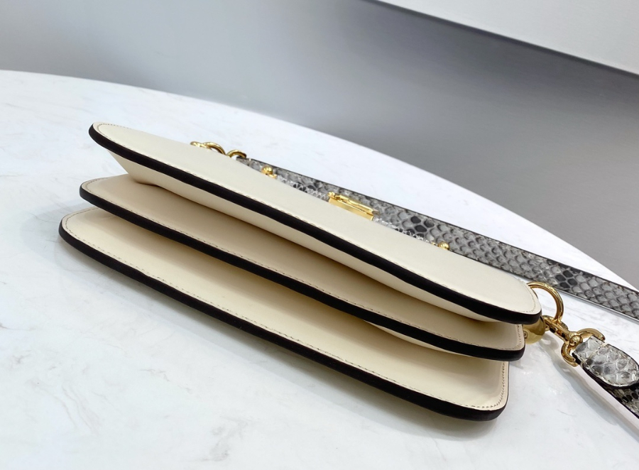 펜디 터치백 베이지6.jpg