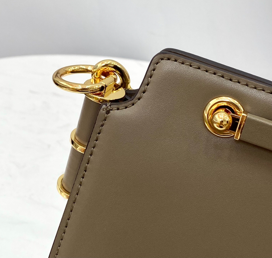 펜디 터치백 카키6.jpg