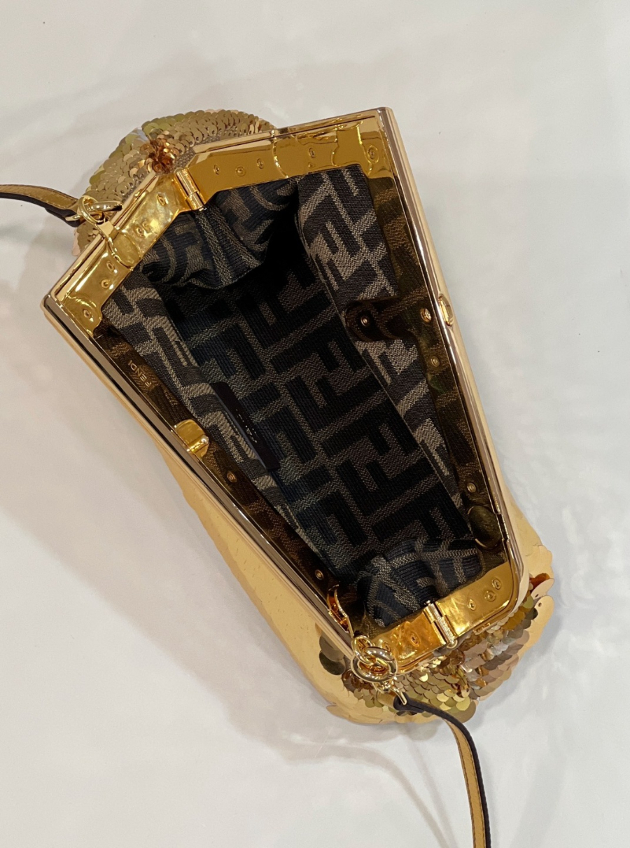 펜디 퍼스트백 스몰 골드6.jpg