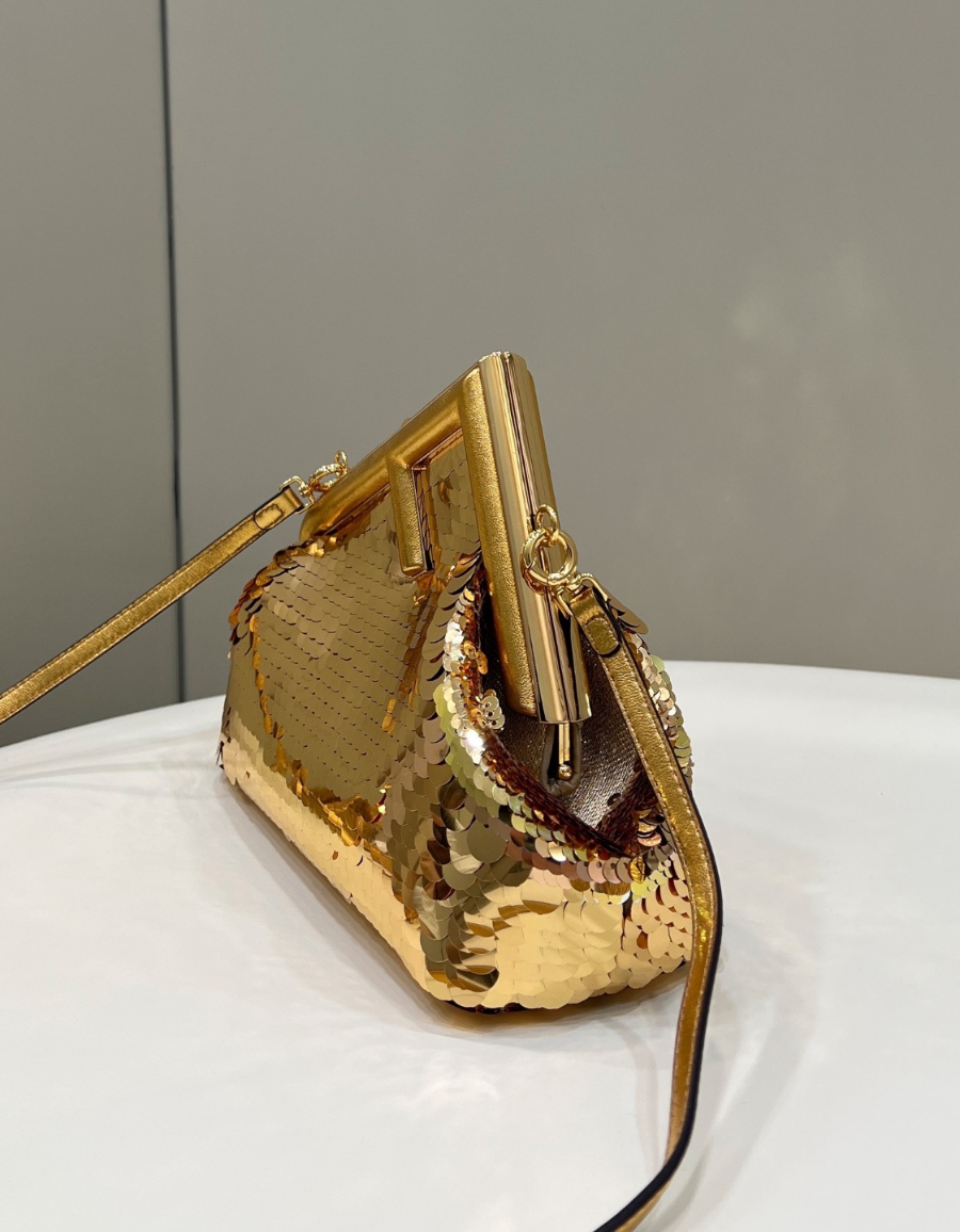 펜디 퍼스트백 스몰 골드2.jpg