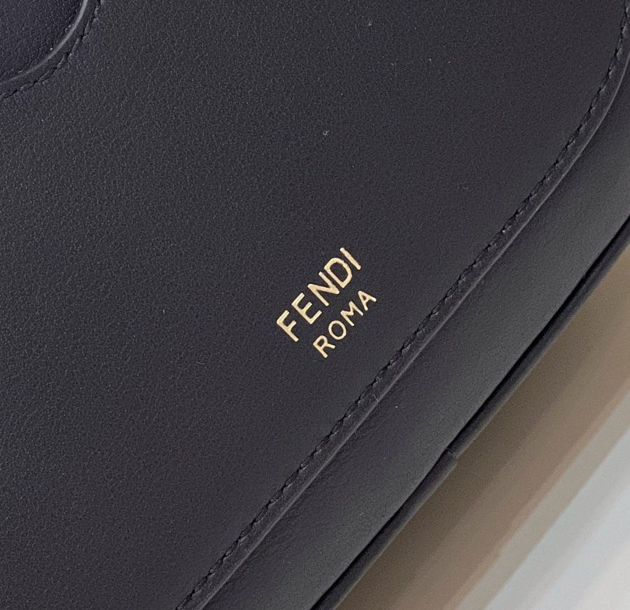 펜디 오락카메라백 블랙6.jpg