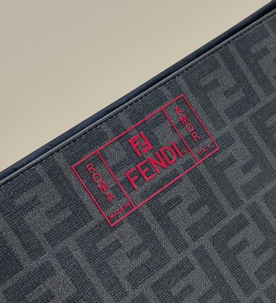 펜디 클러치 다크블루3.jpg