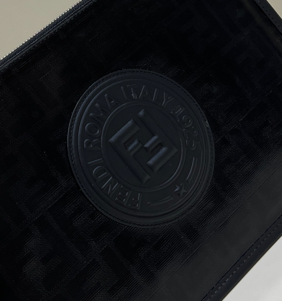 펜디 클러치 블랙3.jpg