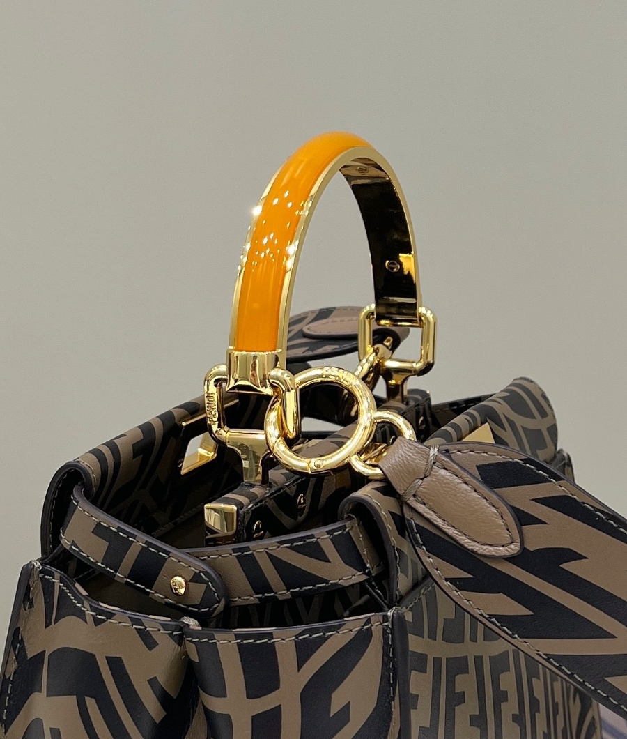 펜디 피카부아이코닉 다크브라운3.jpg