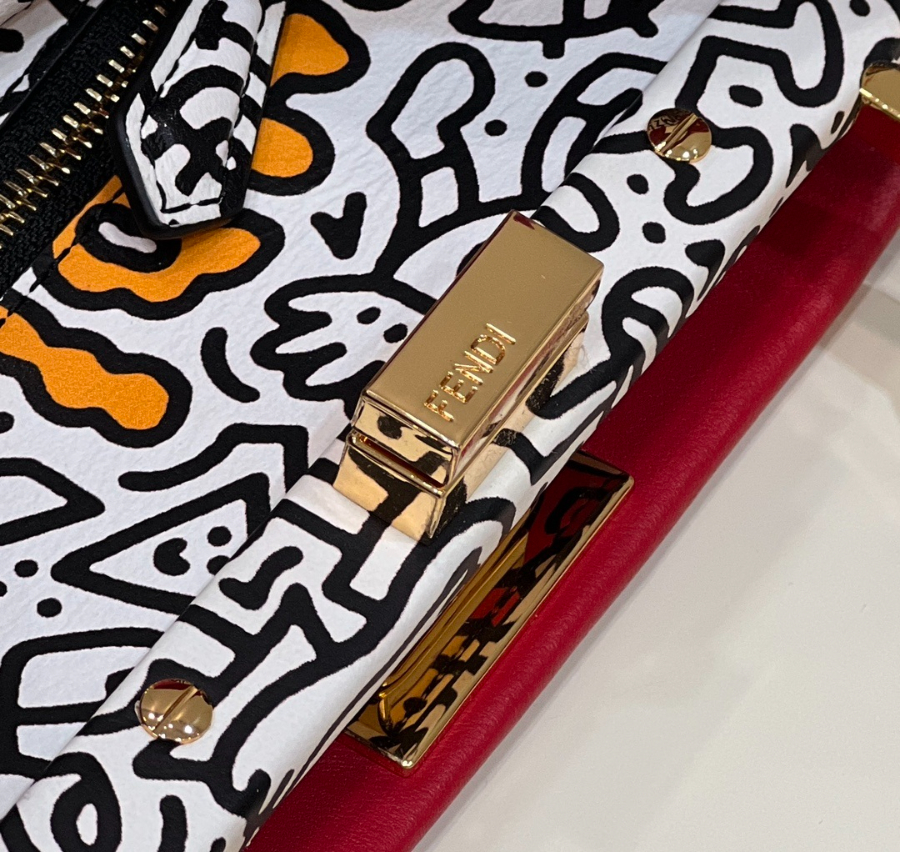 펜디 피카부아이코닉 레드6.jpg